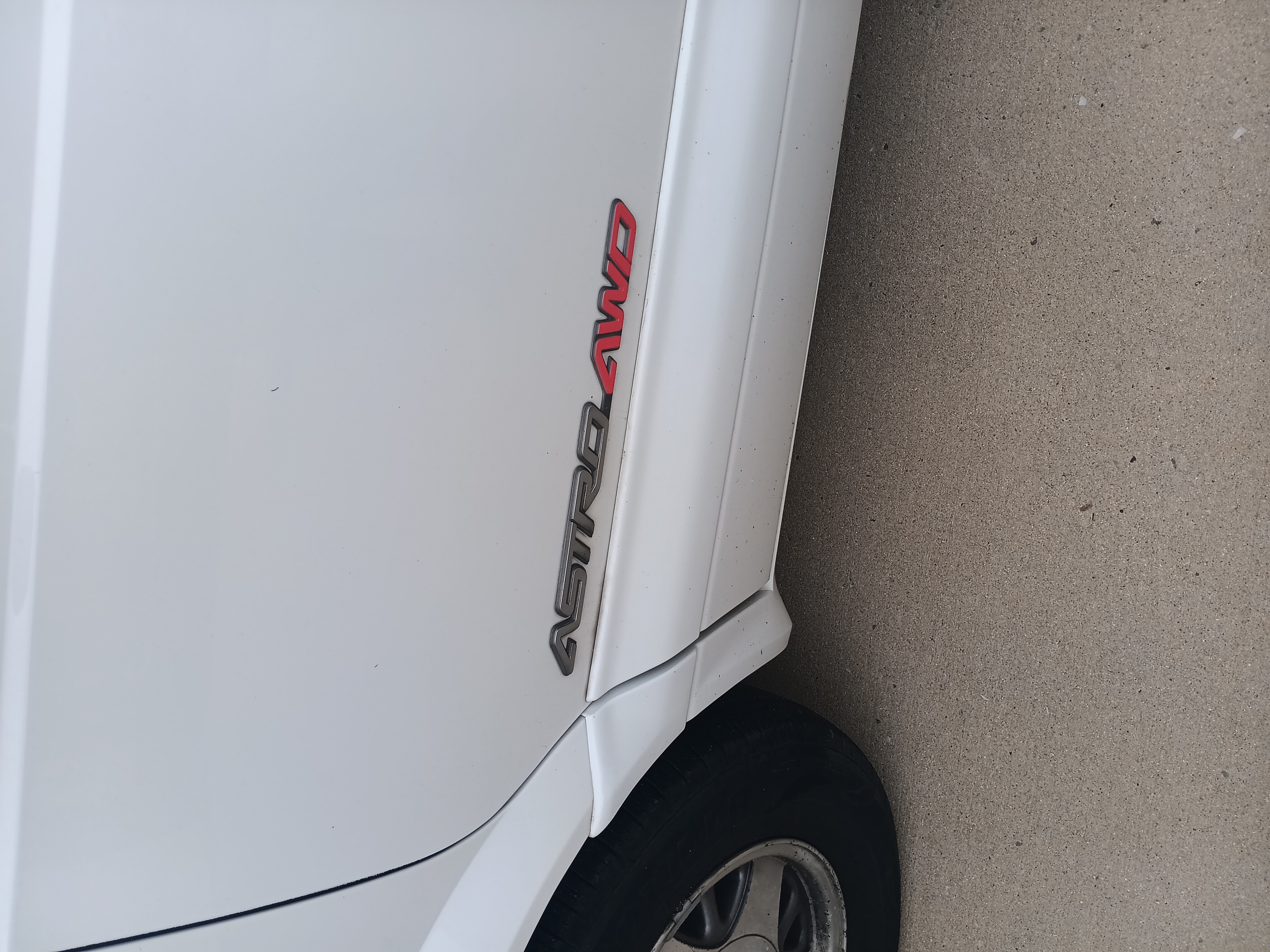 Used 2001 Chevrolet Astro Passenger AWD image 8