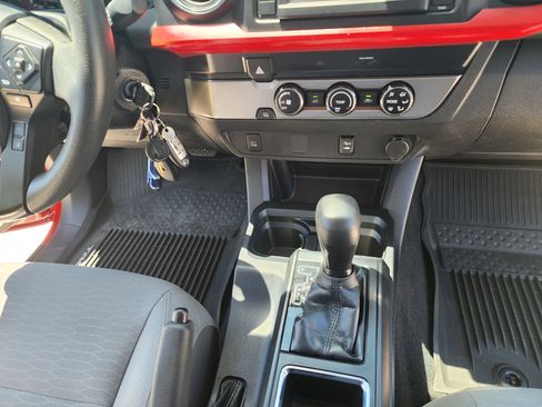 Used 2019 Toyota Tacoma SR RWD image 18