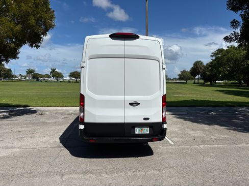 Used 2023 Ford Transit 250 148 High Roof Extended w/ Load Area Protection Package RWD image 6