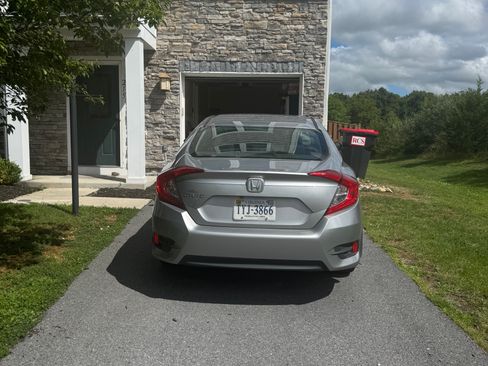 Used 2016 Honda Civic LX image 6