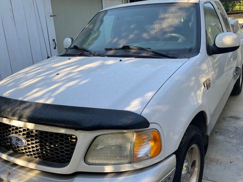 Used 2003 Ford F150 XL image 6