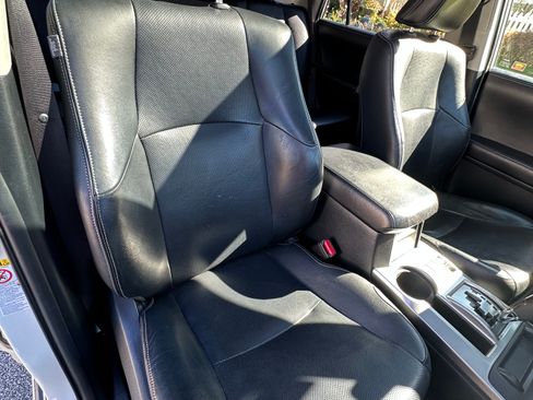 Used 2018 Toyota 4Runner Limited image 10