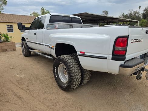 Used 2000 Dodge Ram 3500 Truck 4x4 Quad Cab image 4