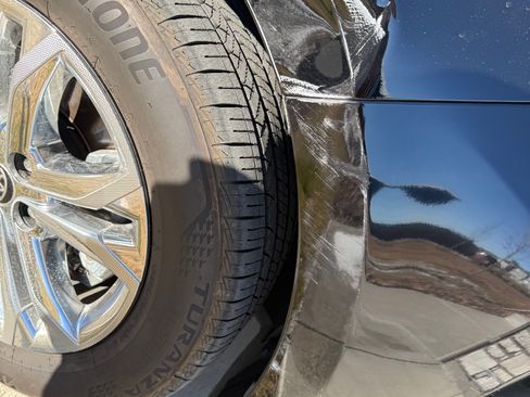 Used 2024 Toyota Sienna Platinum image 7