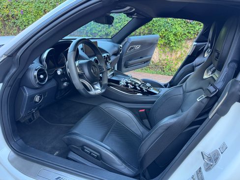 Used 2018 Mercedes-Benz AMG GT Roadster image 23