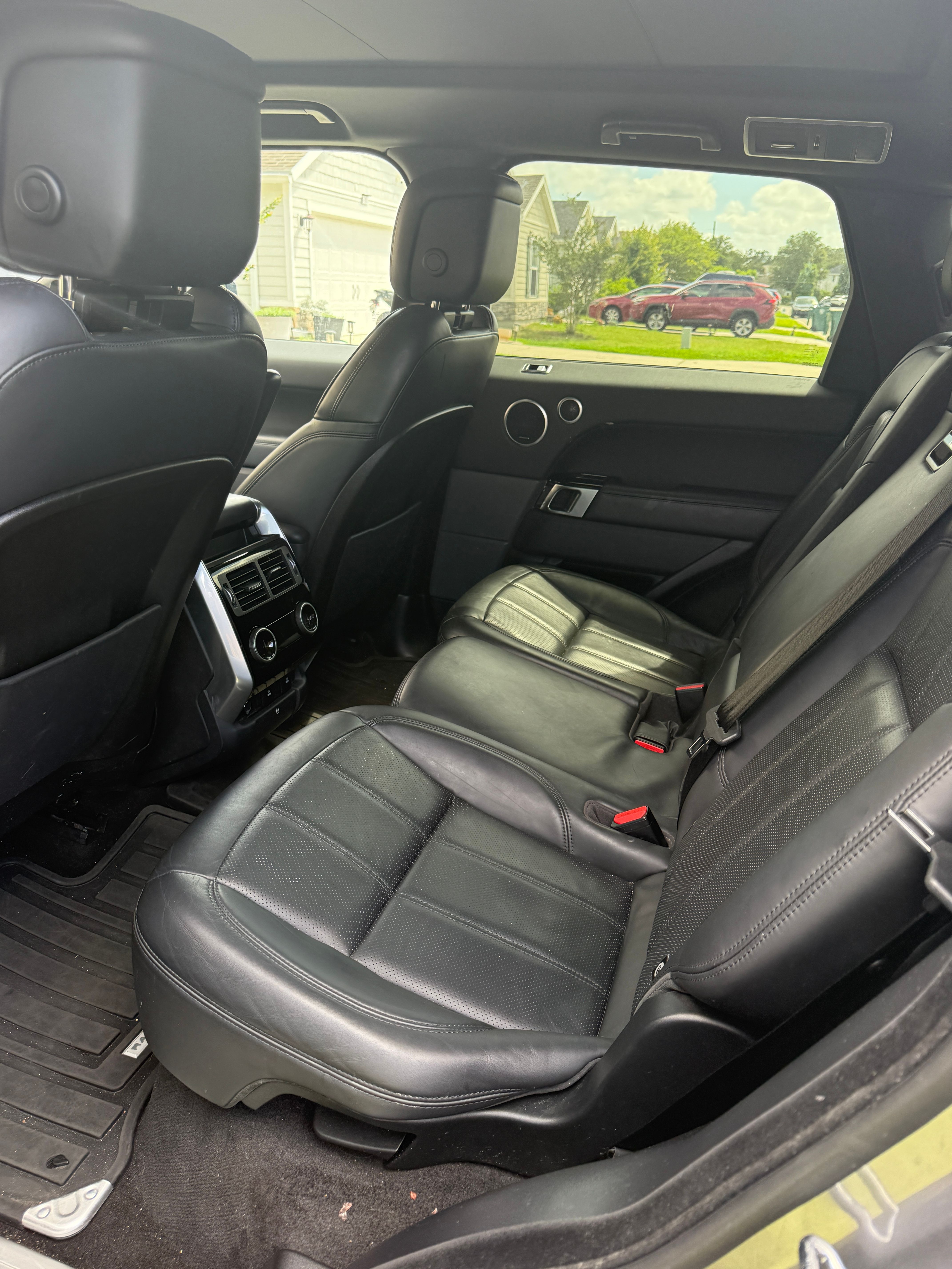 Used 2020 Land Rover Range Rover Sport HSE AWD/4WD image 12