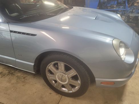 Used 2004 Ford Thunderbird RWD image 5