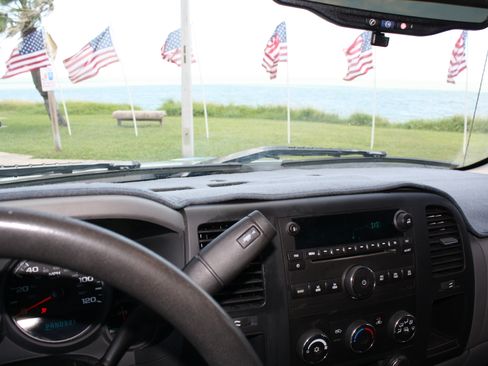 Used 2008 GMC Sierra 1500 W/T RWD image 17