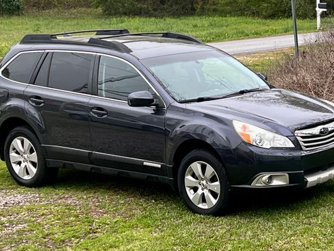 Used 2012 Subaru Outback 2.5i Limited w/ Moonroof Pkg image 1