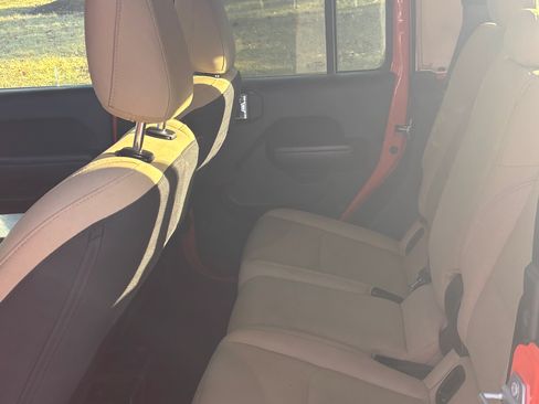 Used 2020 Jeep Gladiator Sport w/ Quick Order Package 24S image 8