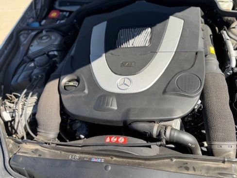 Used 2007 Mercedes-Benz SL 550 image 4
