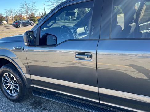 Used 2019 Ford F150 XLT w/ Equipment Group 302A Luxury image 9