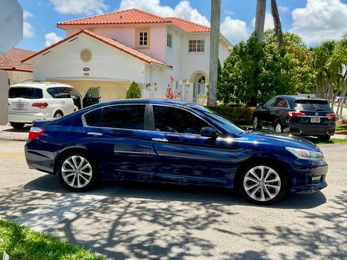 Used 2013 Honda Accord Sport image 6