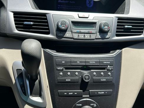 Used 2013 Honda Odyssey EX image 4
