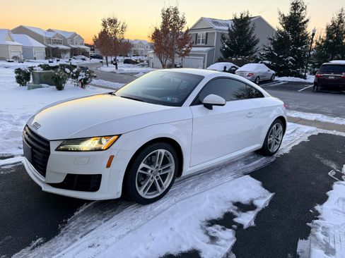 Used 2017 Audi TT 2.0T w/ S Sport Seat Package image 2