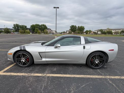 Used 2006 Chevrolet Corvette Coupe RWD image 5