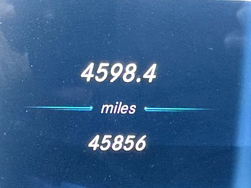 Used 2018 Mercedes-Benz E 400 Coupe image 17