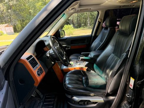 Used 2010 Land Rover Range Rover Supercharged AWD/4WD image 18