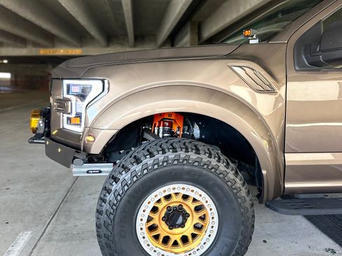 Used 2015 Ford F150 XLT w/ Equipment Group 301A Mid AWD/4WD image 4