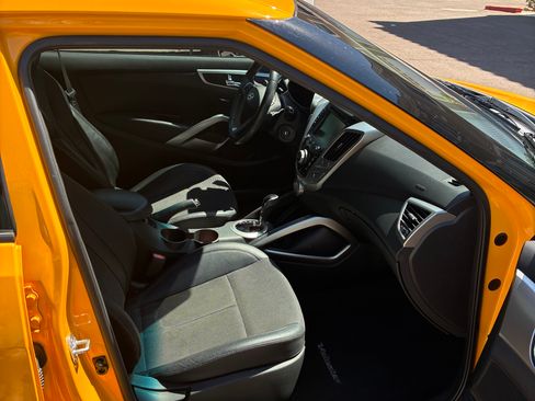 Used 2016 Hyundai Veloster w/ Option Group 02 image 6