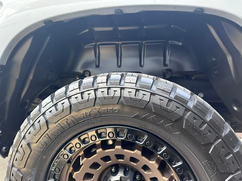 Used 2020 Toyota Tundra SR5 RWD image 12