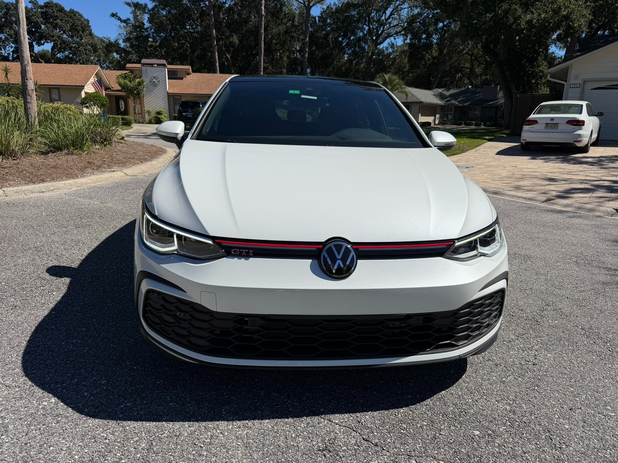 Used 2024 Volkswagen GTI SE FWD image 5
