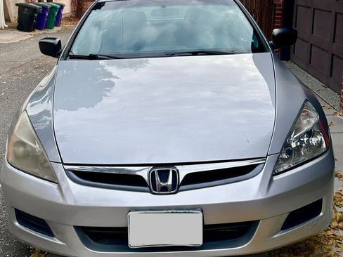 Used 2007 Honda Accord VP image 2