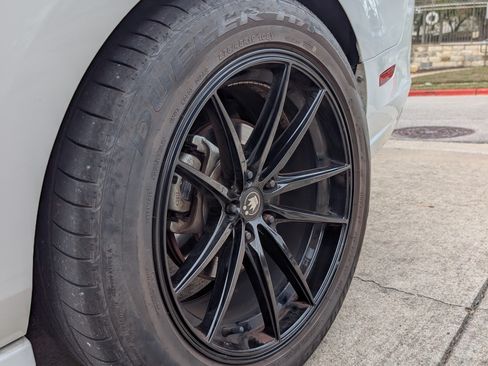 Used 2014 Ford Mustang Premium image 14