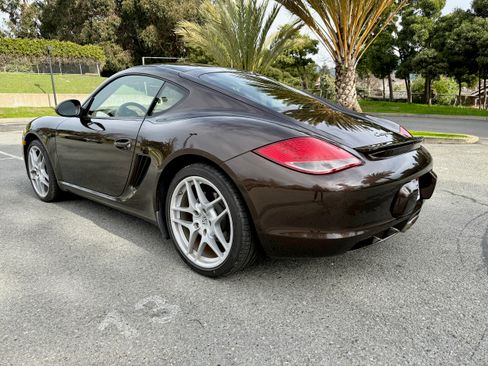 Used 2011 Porsche Cayman image 8