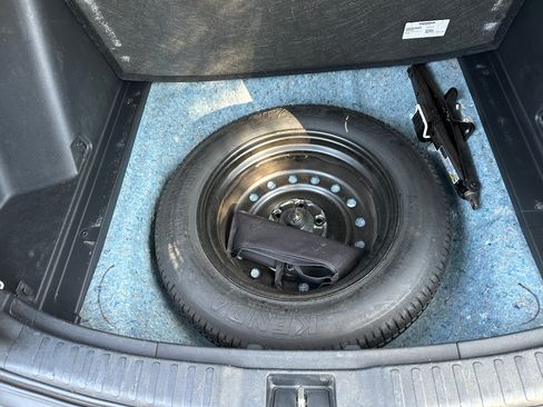 Used 2018 Honda CR-V EX image 9