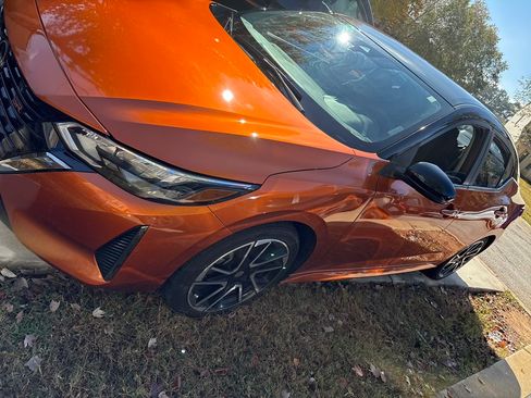 Used 2025 Nissan Sentra SR image 18