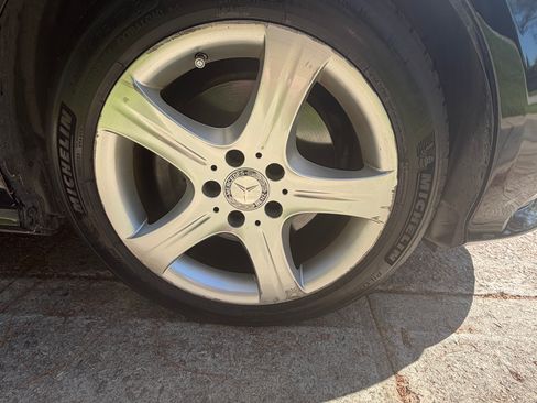 Used 2014 Mercedes-Benz E 350 E 350 4MATIC Sedan 4D image 20