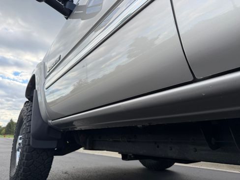 Used 2005 Chevrolet Silverado 2500 LS w/ Snow Plow Prep Package image 13