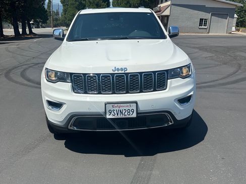 Used 2022 Jeep Grand Cherokee Limited w/ Trailer Tow Group IV AWD/4WD image 6