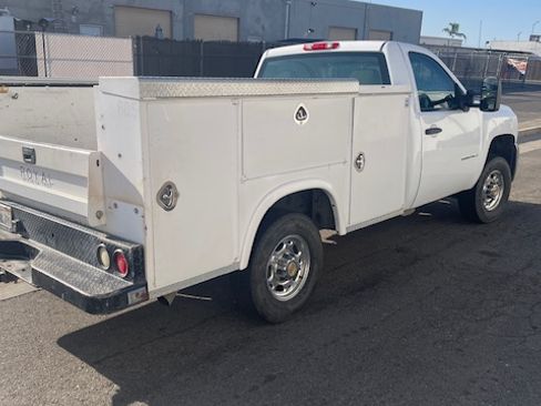 Used 2008 Chevrolet Silverado 2500 W/T RWD image 4