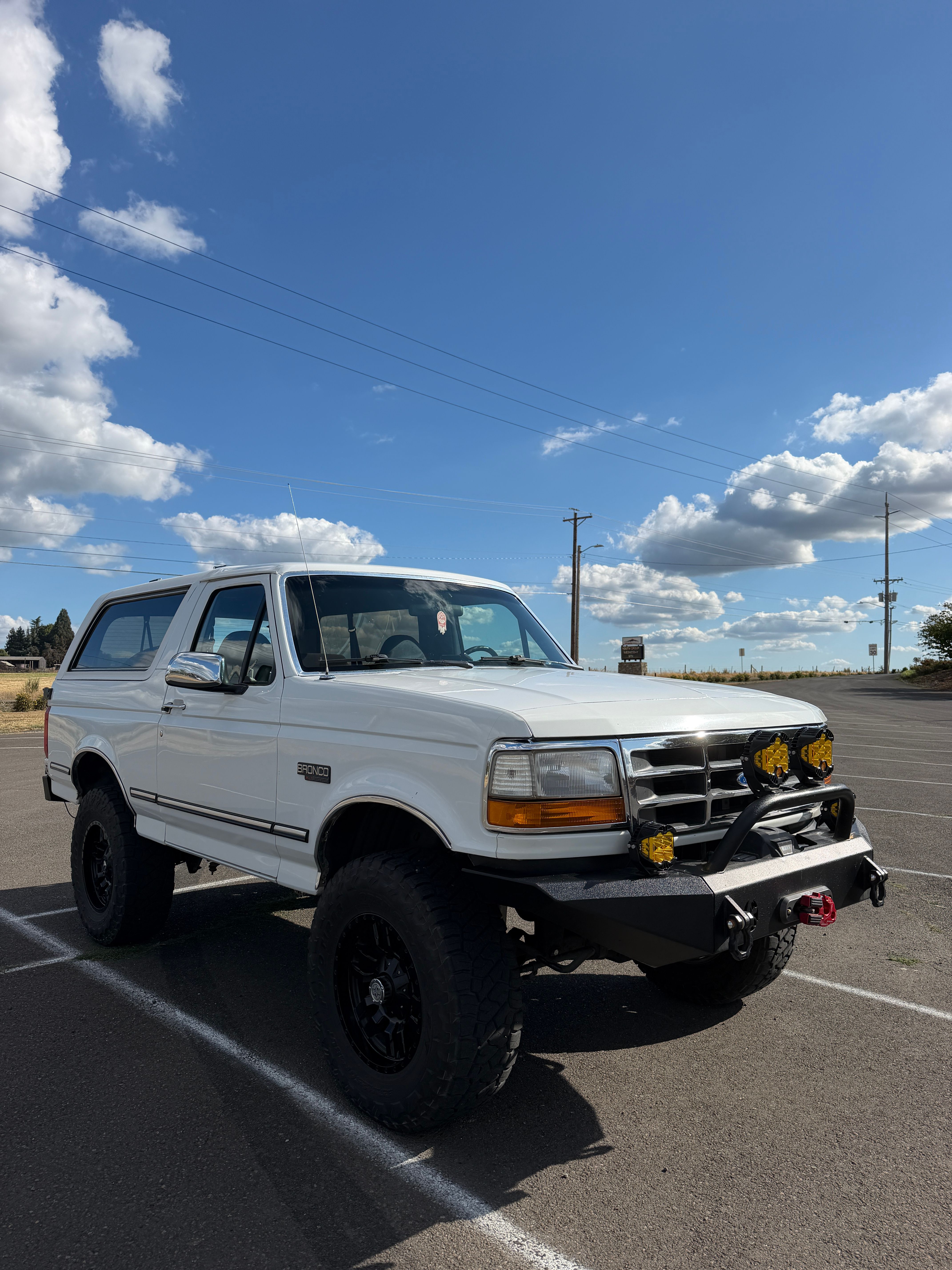 Used 1992 Ford Bronco AWD/4WD image 2