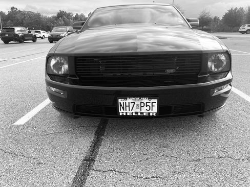 Used 2006 Ford Mustang GT Premium image 4