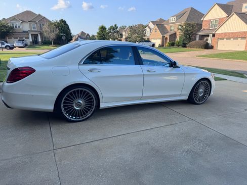Used 2015 Mercedes-Benz S 550 Sedan image 4