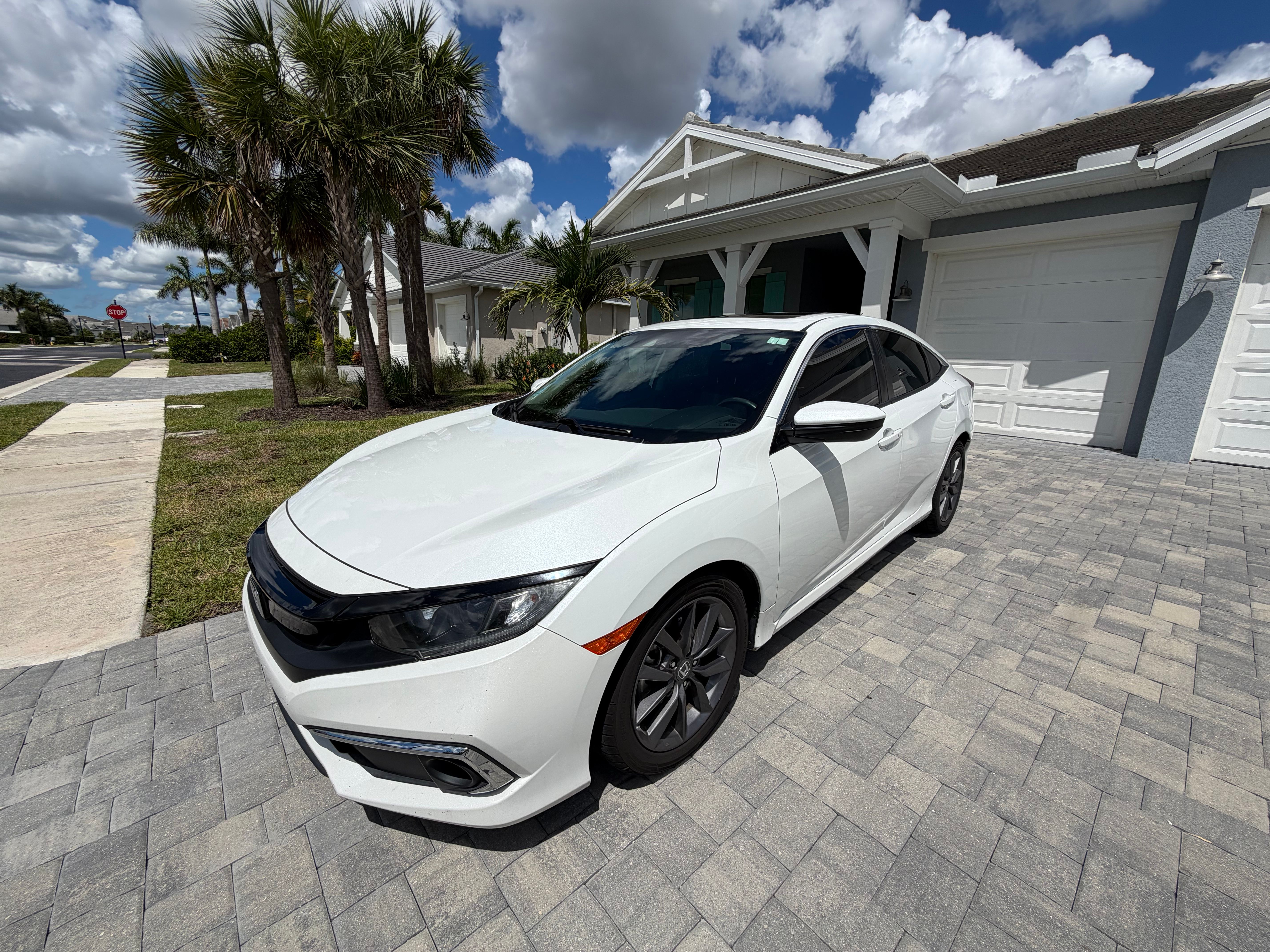 Used 2020 Honda Civic EX image 4
