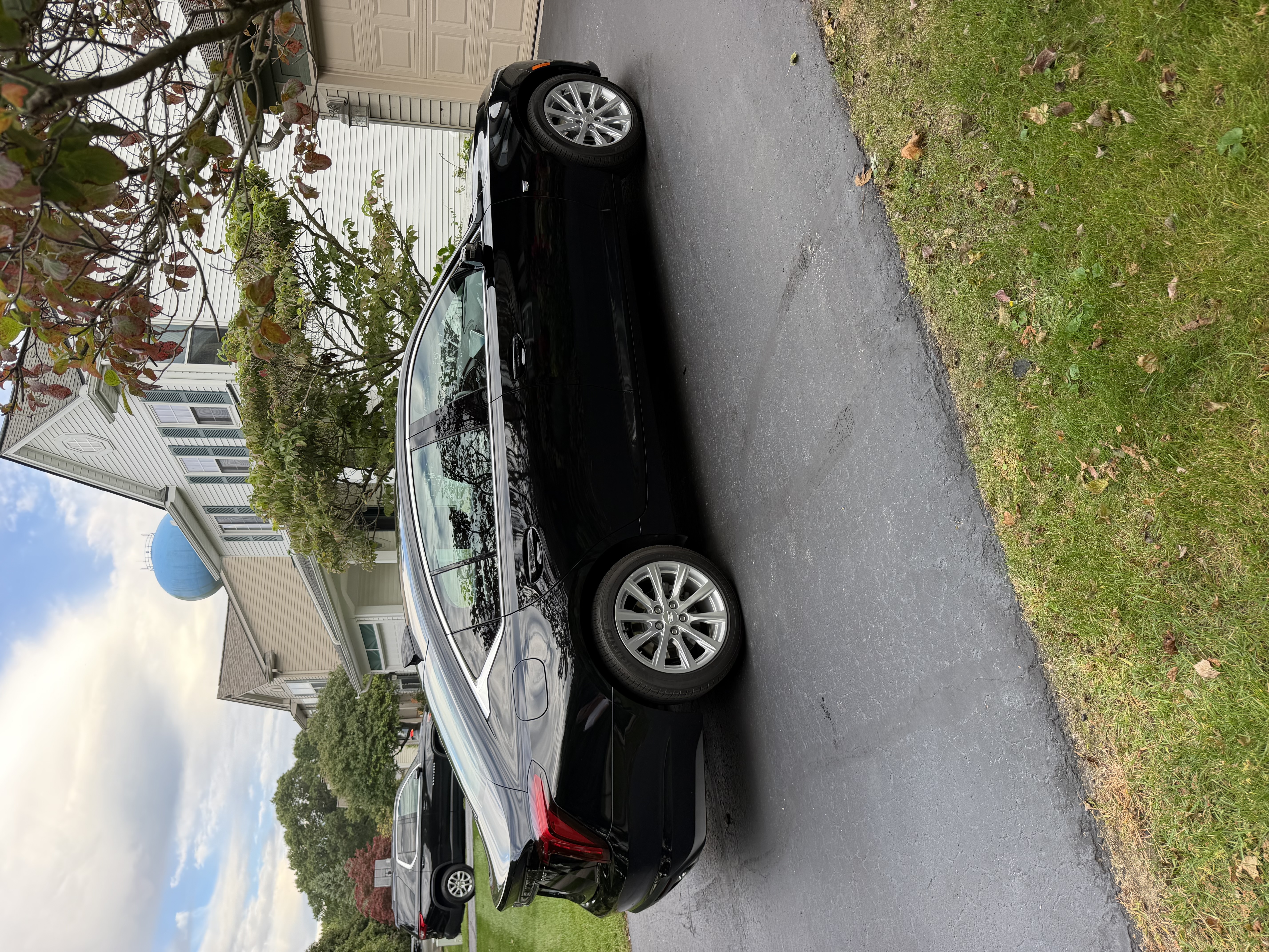 Used 2022 Cadillac CT5 Luxury w/ Sun And Sound Package AWD/4WD image 4