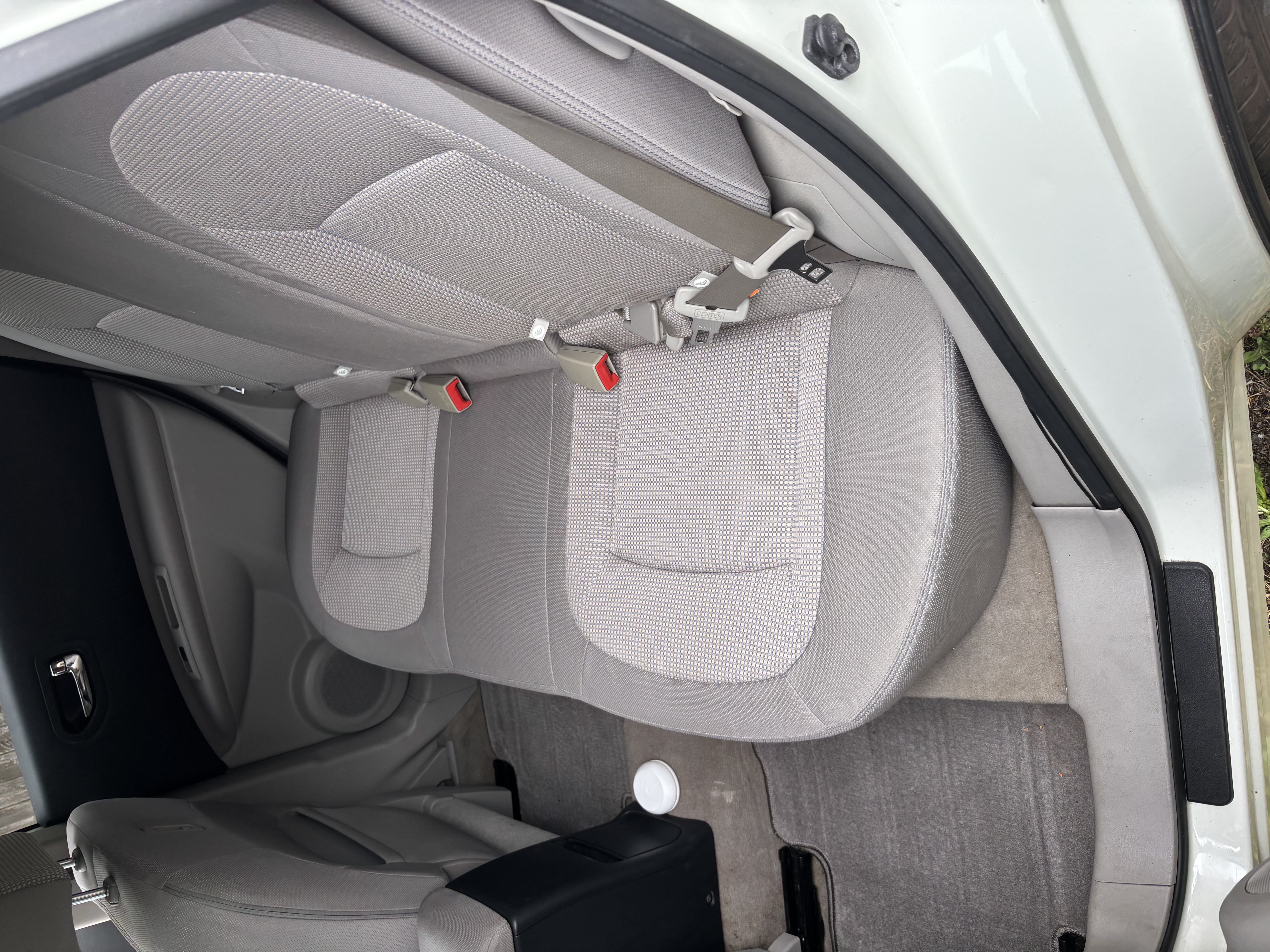 Used 2009 Nissan Rogue SL w/ Premium Pkg FWD image 9