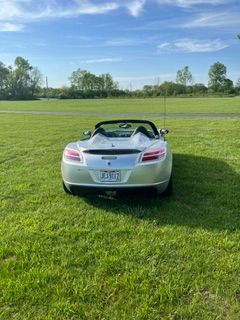 Used 2008 Saturn Sky w/ Premium Trim Package RWD image 4