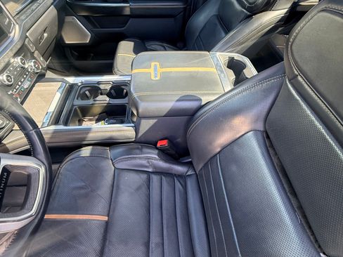 Used 2023 Ford F450 Platinum w/ FX4 Off-Road Package image 17