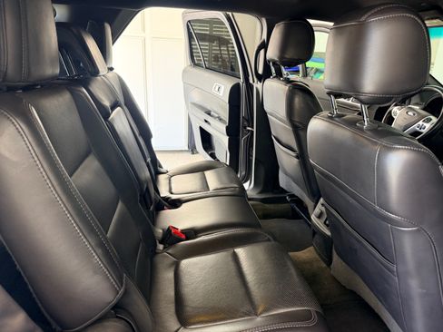 Used 2013 Ford Explorer Limited FWD image 13