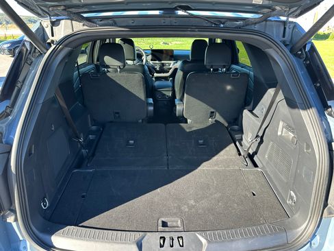 Used 2025 Ford Explorer ST image 8