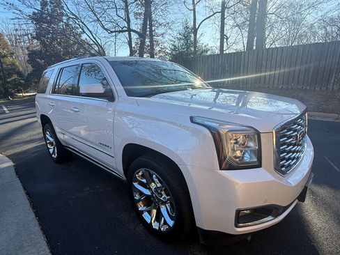 Used 2019 GMC Yukon Denali w/ Denali Ultimate Package image 6