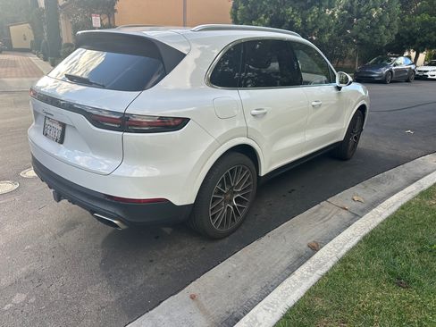 Used 2019 Porsche Cayenne image 6