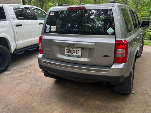 Used 2016 Jeep Patriot Sport w/ Power Value Group AWD/4WD image 4