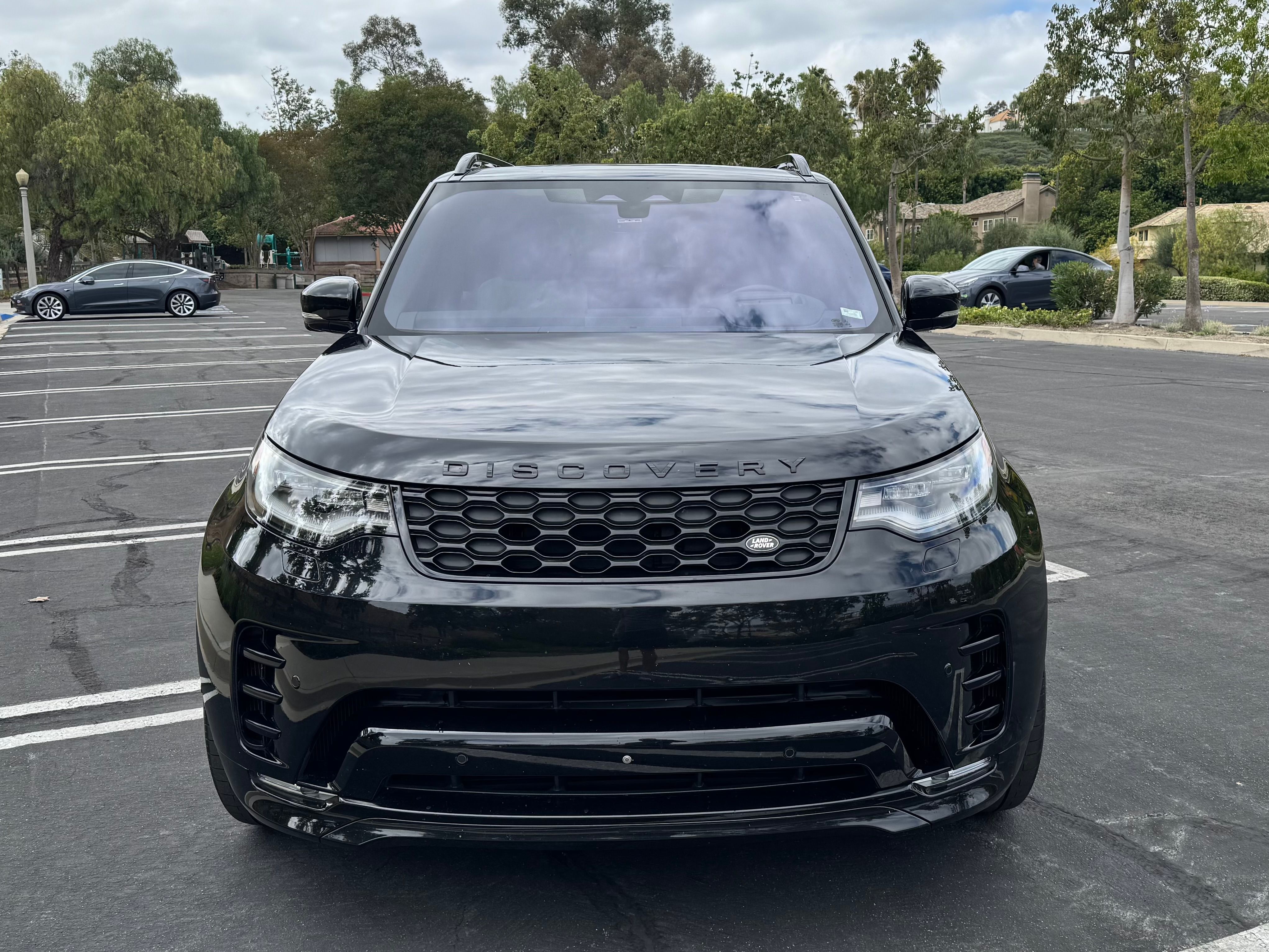 Used 2022 Land Rover Discovery HSE R-Dynamic AWD/4WD image 8