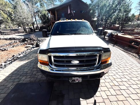 Used 1999 Ford F350 4x4 Crew Cab DRW Super Duty image 2